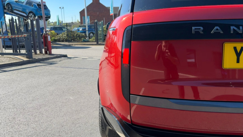 Land Rover Range Rover 3.0 D350 SE 4dr Auto Diesel Estate